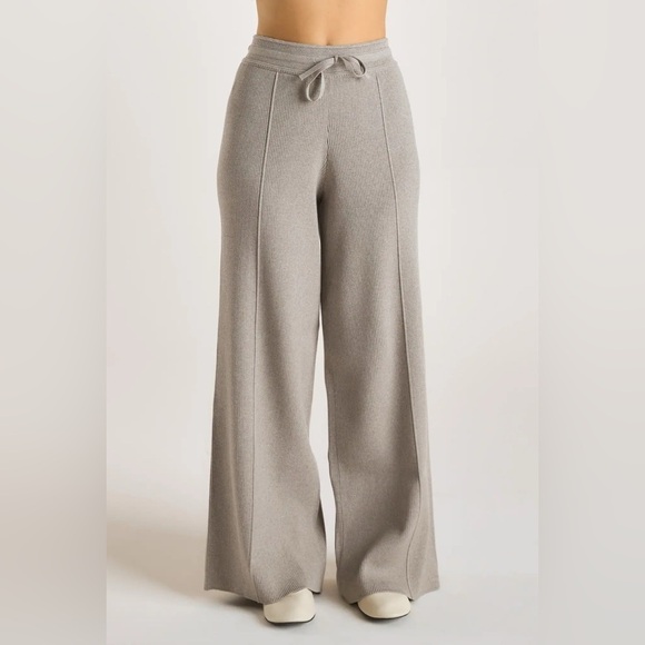 Logo Lounge Pants - Chic Wide-Leg Gray Women's Pants
